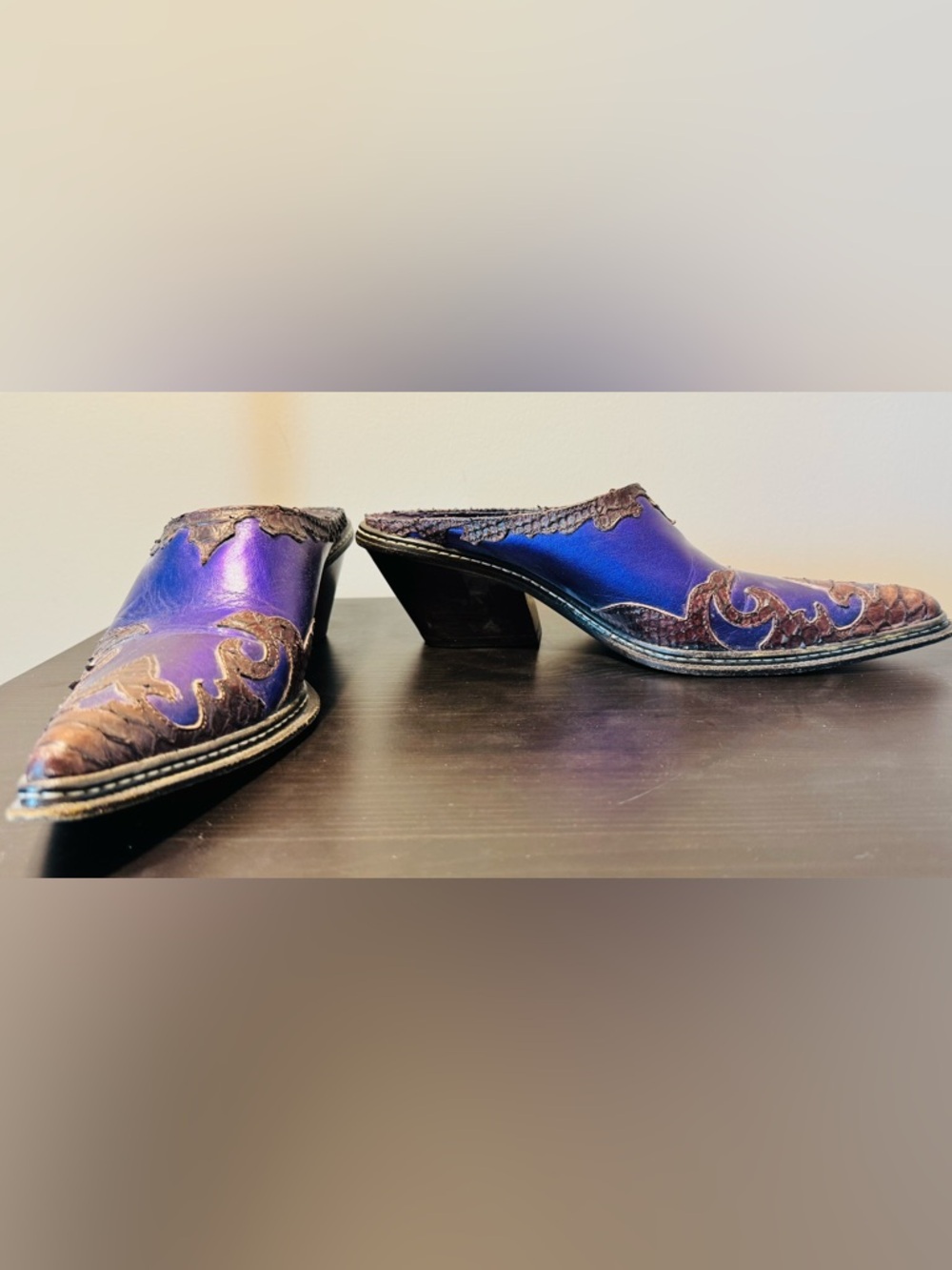 Donald J. Pliner Western Couture Collection Leather Purple Mules with Brown Trim - Picture 4 of 10